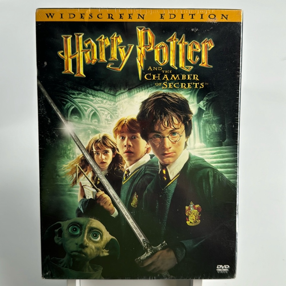NWT. Harry Potter And The Chamber Of Secrets. 2-Disc Set.